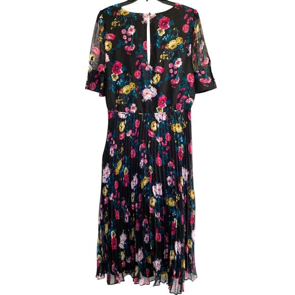 Ali & Jay Floral Angels Flight Pleated Surplice Dress X-Large - Picture 5 of 6